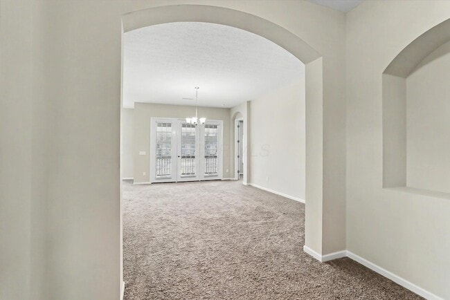 Photo - 800 Redwood Ln