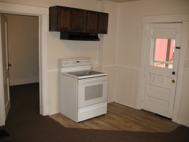 Photo - 545 E 22nd St Unit 3