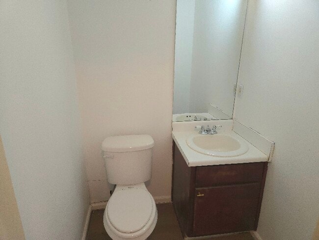 Photo - 402 N 12th St