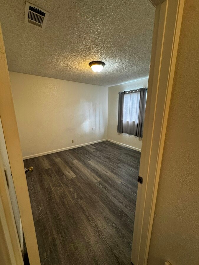 Photo - 7422 Kelley Dr