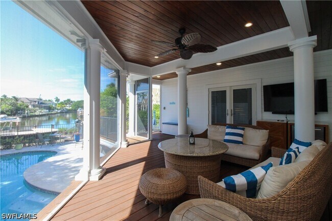 Photo - 2150 Marina Dr