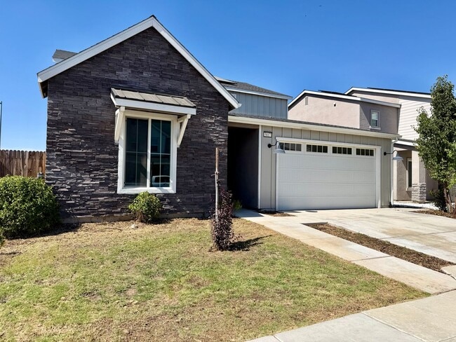 Photo - Spacious Next-Gen Lennar Home for Rent in the Clovis Unified School District