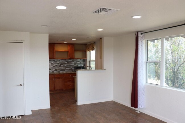 Photo - 401 S Skyline Cir Unidad 1