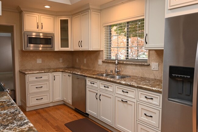 Photo - Prime Willow Glen,  w/ Pool