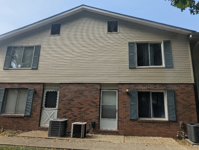 Building Photo - 2019 50th St SE Rental
