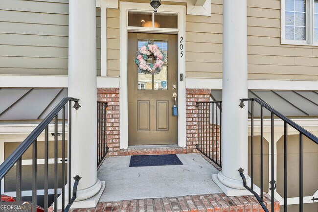 Photo - 205 Lexington Village