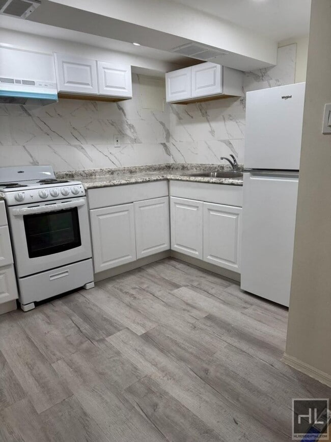 Building Photo - 0 bedroom in QUEENS NY 11428 Rental