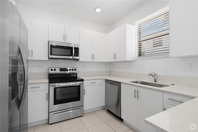 Building Photo - 13388 SW 286th St Rental