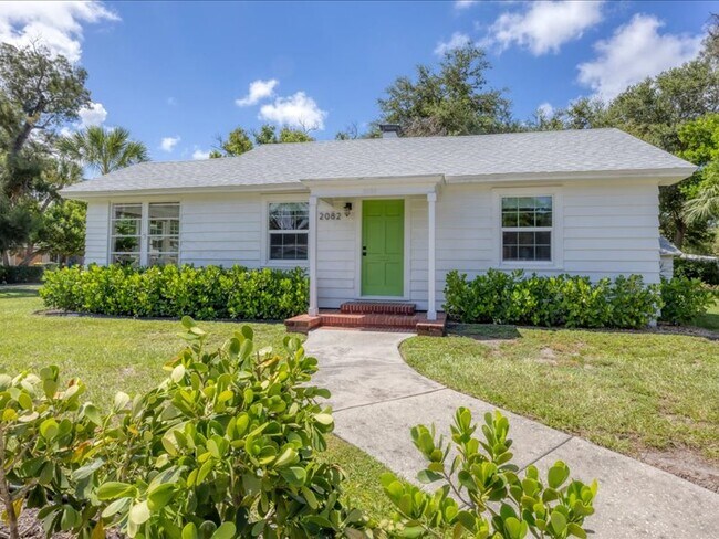 Building Photo - 2082 Webber St