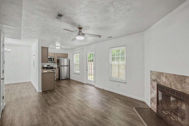 Photo - Move-In Ready Home Near Military Bases and Amenities