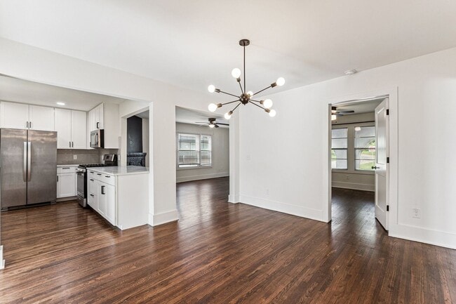 Photo - Midtown Tulsa Beauty! Corner Lot with Natu...
