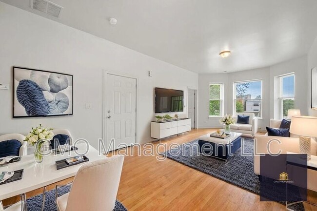 Building Photo - 4230 W Adams St Unit 2 Rental