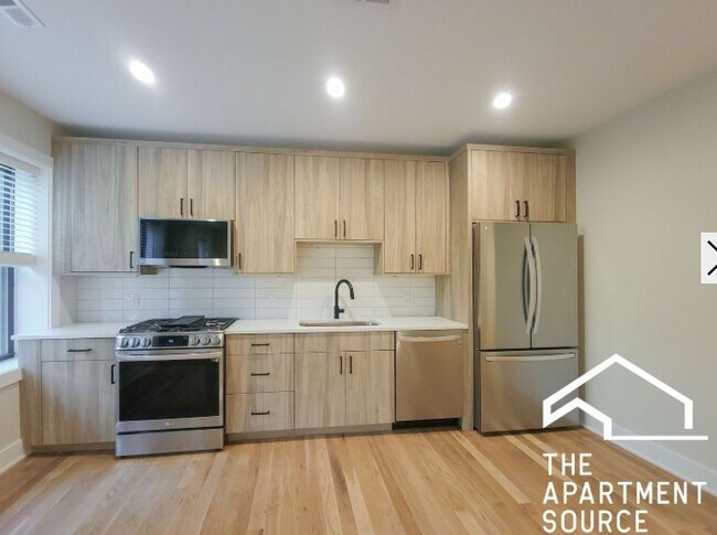 Photo - 2241 N Bissell St Unidad 1S