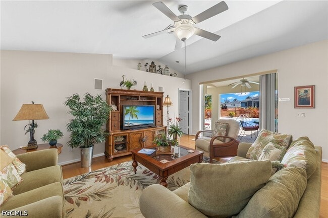 Photo - 2305 SW 19th Pl