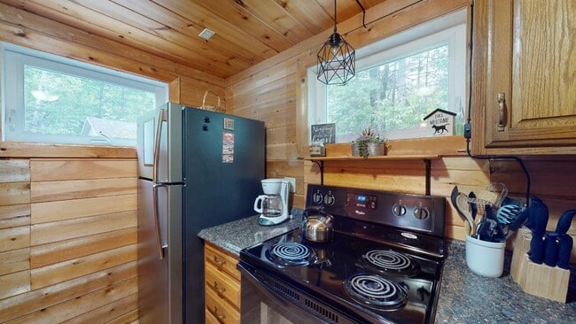 Photo - 4 Sunset Ave