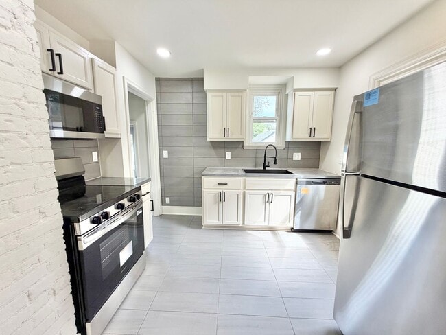 14 Caldwell Dr