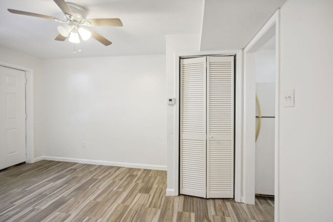 Photo - 615 Oliver St NW Unidad 1