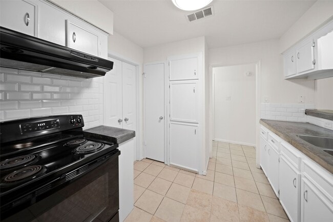 Photo - 23114 Earlmist Dr