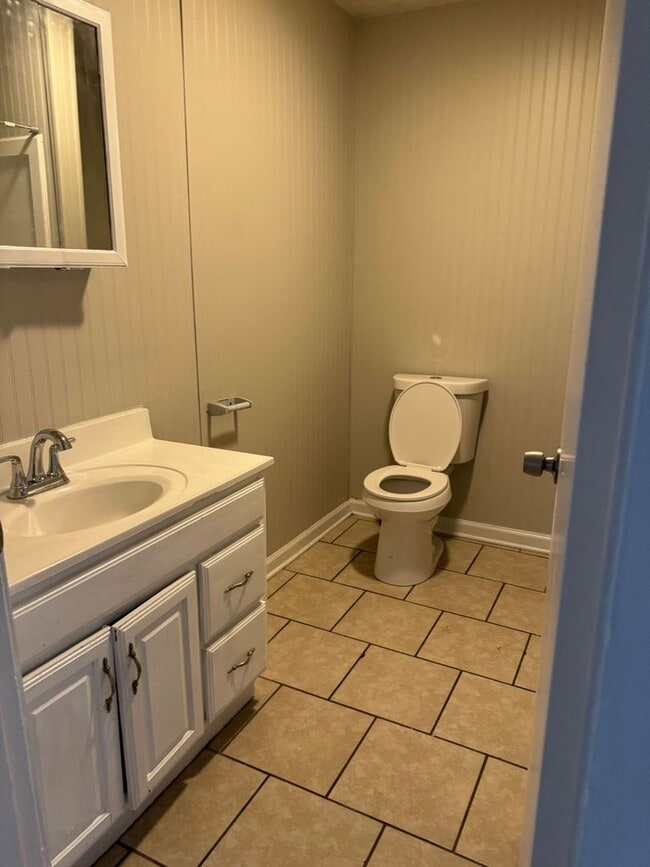 Photo - 2 bed 1 bath