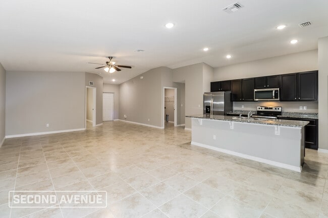 808 Harper Blvd SW
