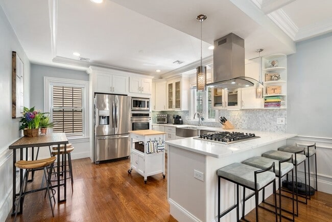 Photo - 22 Mercer St Condo Unit 2
