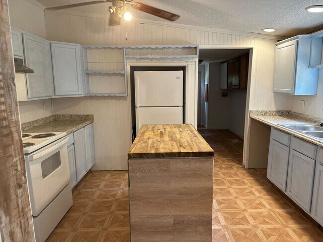 Photo - Available Soon! Section 8 Voucher Holders Apply Now! 3 Bedroom 2 Bathroom doublewide Home in Aiken!