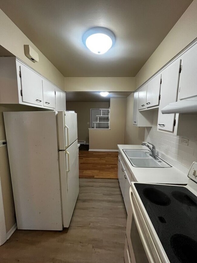 Photo - 4321 S Harlem Ave Unit 2