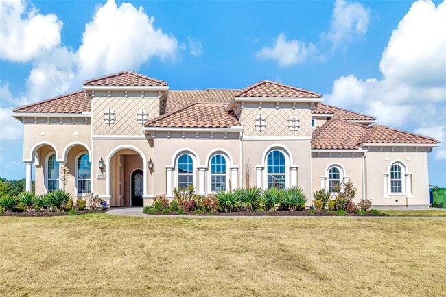 Photo - 1701 Big Bend Blvd House