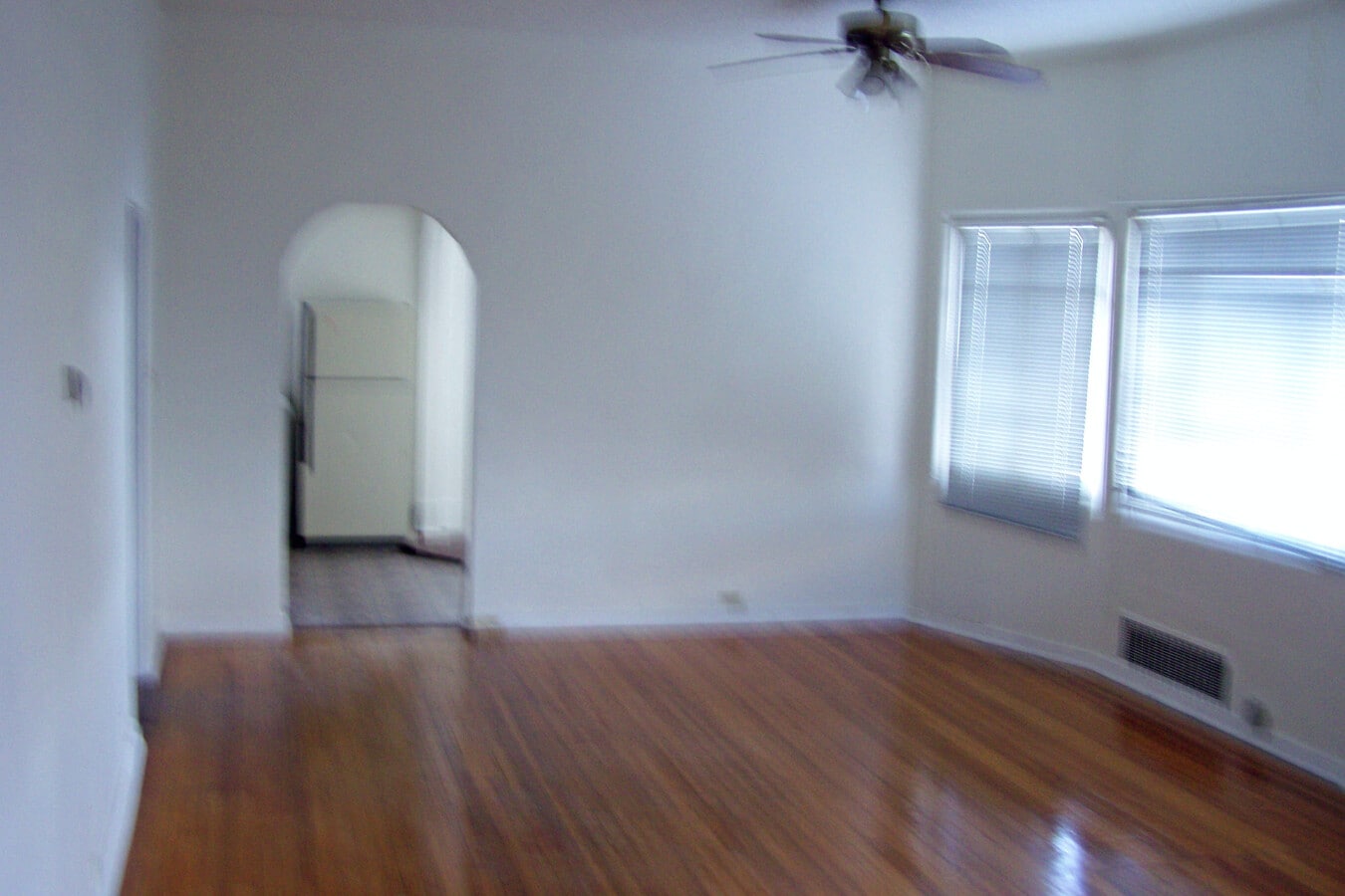 Photo - 401 S Oak St