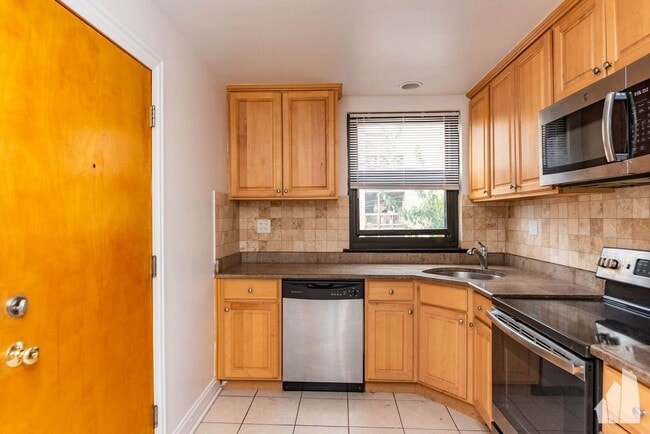 Photo - 7320 N Ridge Blvd Unit 20.5-3W