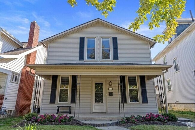 Building Photo - 1512 Indianola Ave Rental