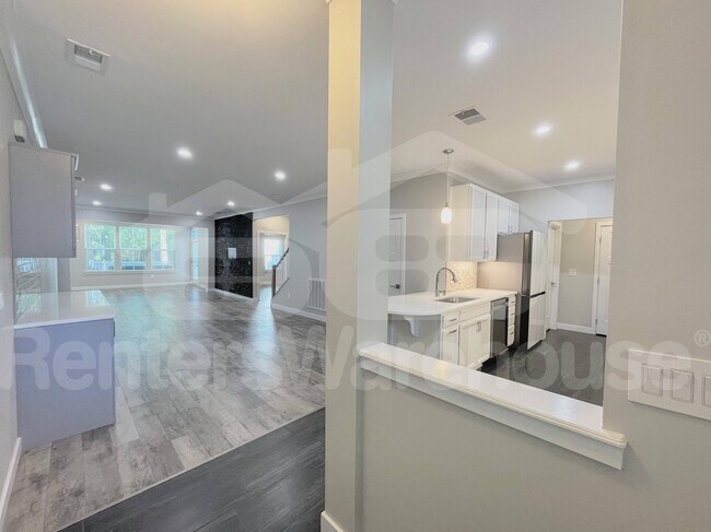 Photo - 1907 Doubloon Way