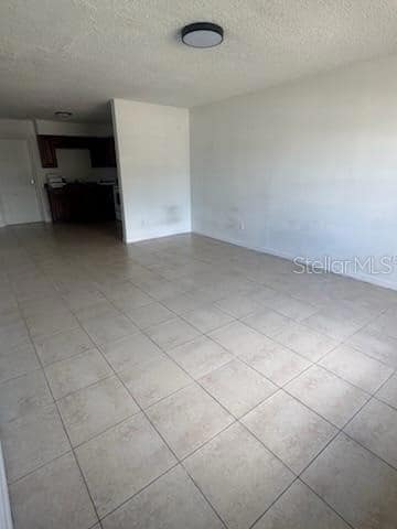 Photo - 217 W Whidden St