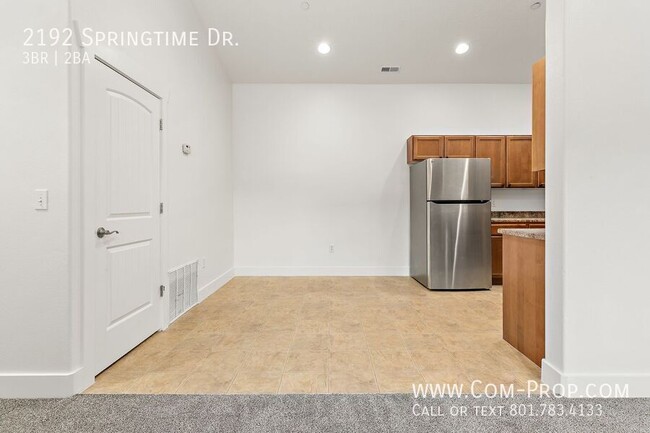 Photo - 2192 Springtime Dr