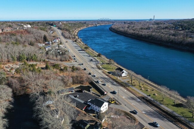 Photo - 825 Scenic Hwy