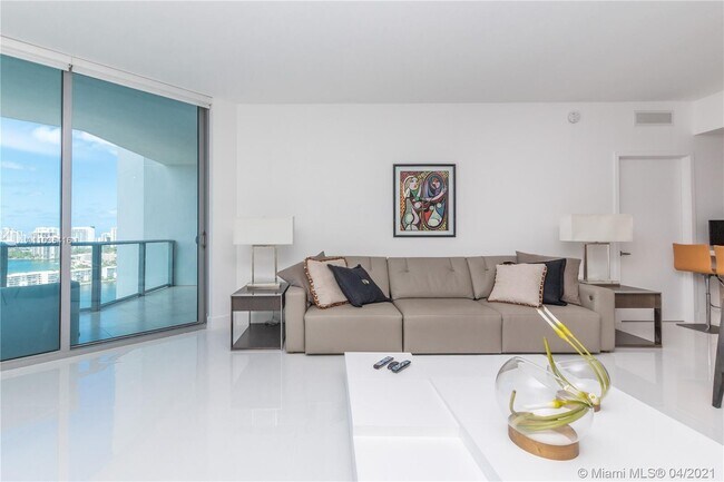 Photo - 17301 Biscayne Blvd Unit 2108