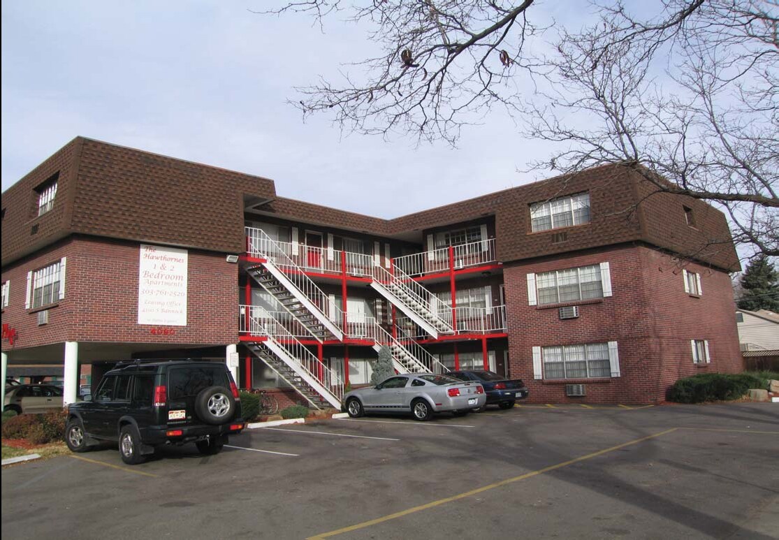 Hawthorne Plaza Apartments - Hawthorne Plaza Apartments