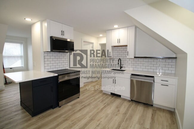 Building Photo - 253 1st NH Turnpike Unit 5