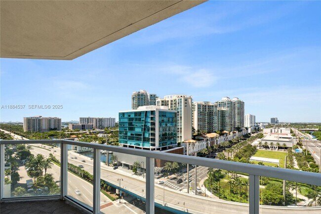 Photo - 16699 Collins Ave Unidad 1407