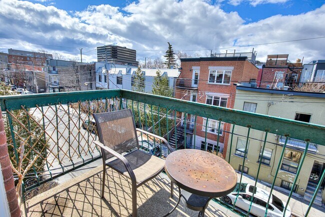Photo - 4373 Av Av Coloniale, Unit 4