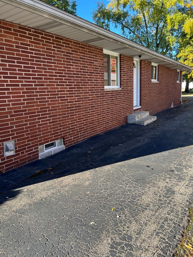 Photo - 22 Ansel Ave