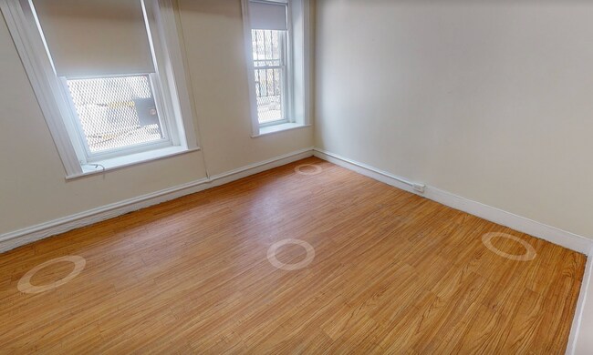 Photo - 1193 Boylston St