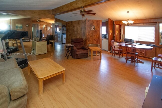 Photo - 22855 Neptune Rd Casa