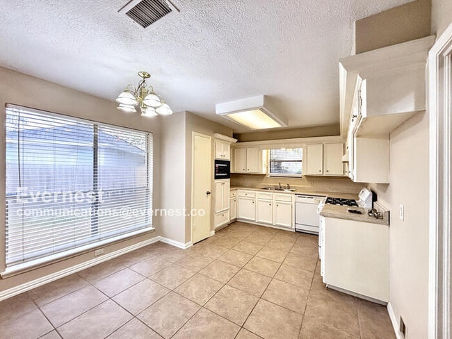 Photo - 15231 Cabots Landing Dr