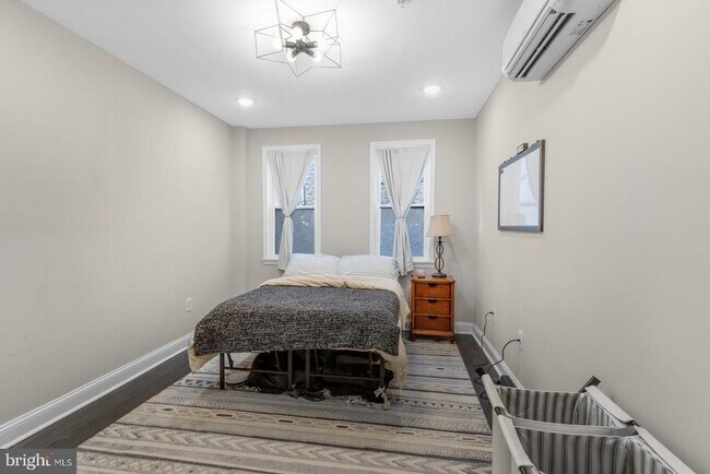 Photo - 624 N 35th St Unidad 2