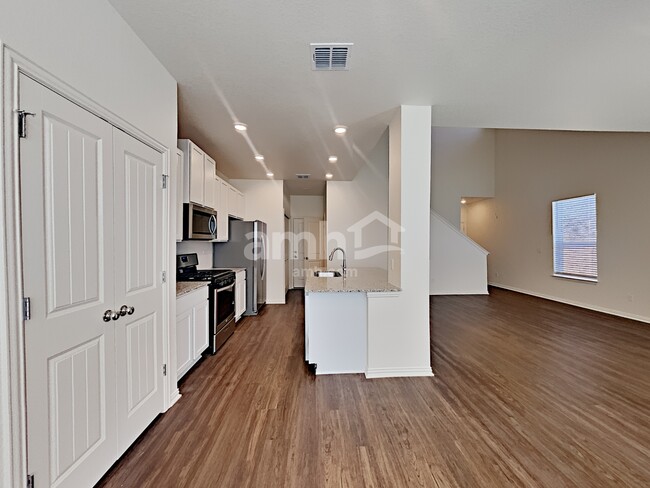 Photo - 325 Pebble Beach Run