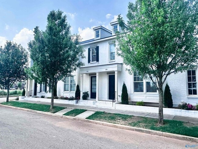 Photo - 190 Kearny St