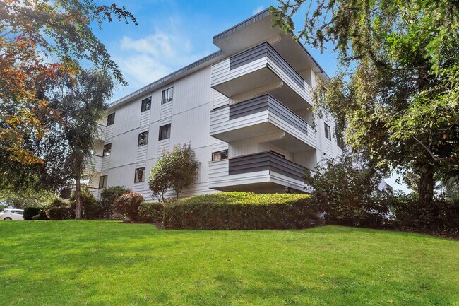 Photo - Summerhill Apartments