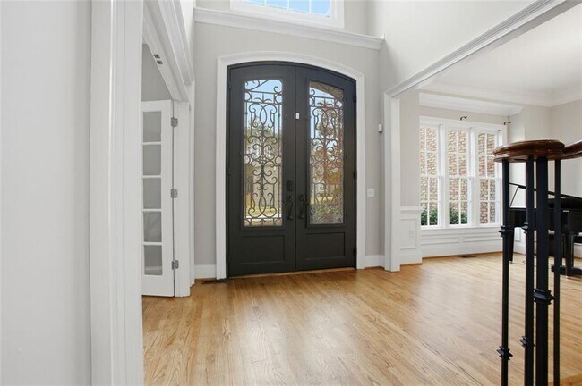 Photo - 845 Botanica Way