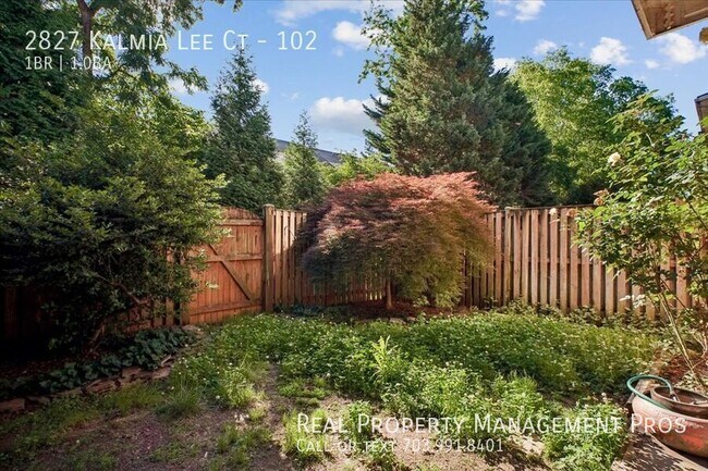 Photo - 2827 Kalmia Lee Ct Unit 102